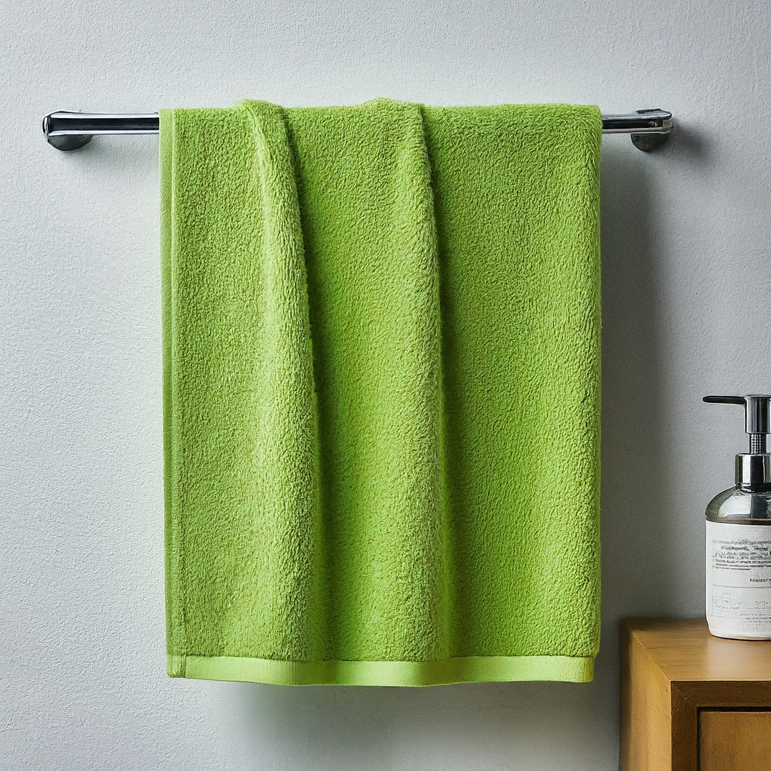 Aqua Bliss Towel – Apple Green - bala.pk